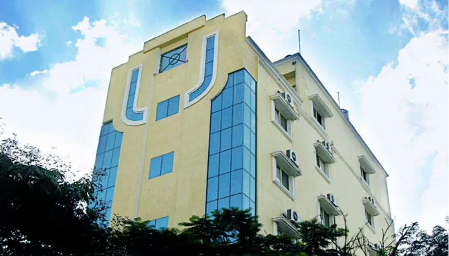 Hotel Raj International